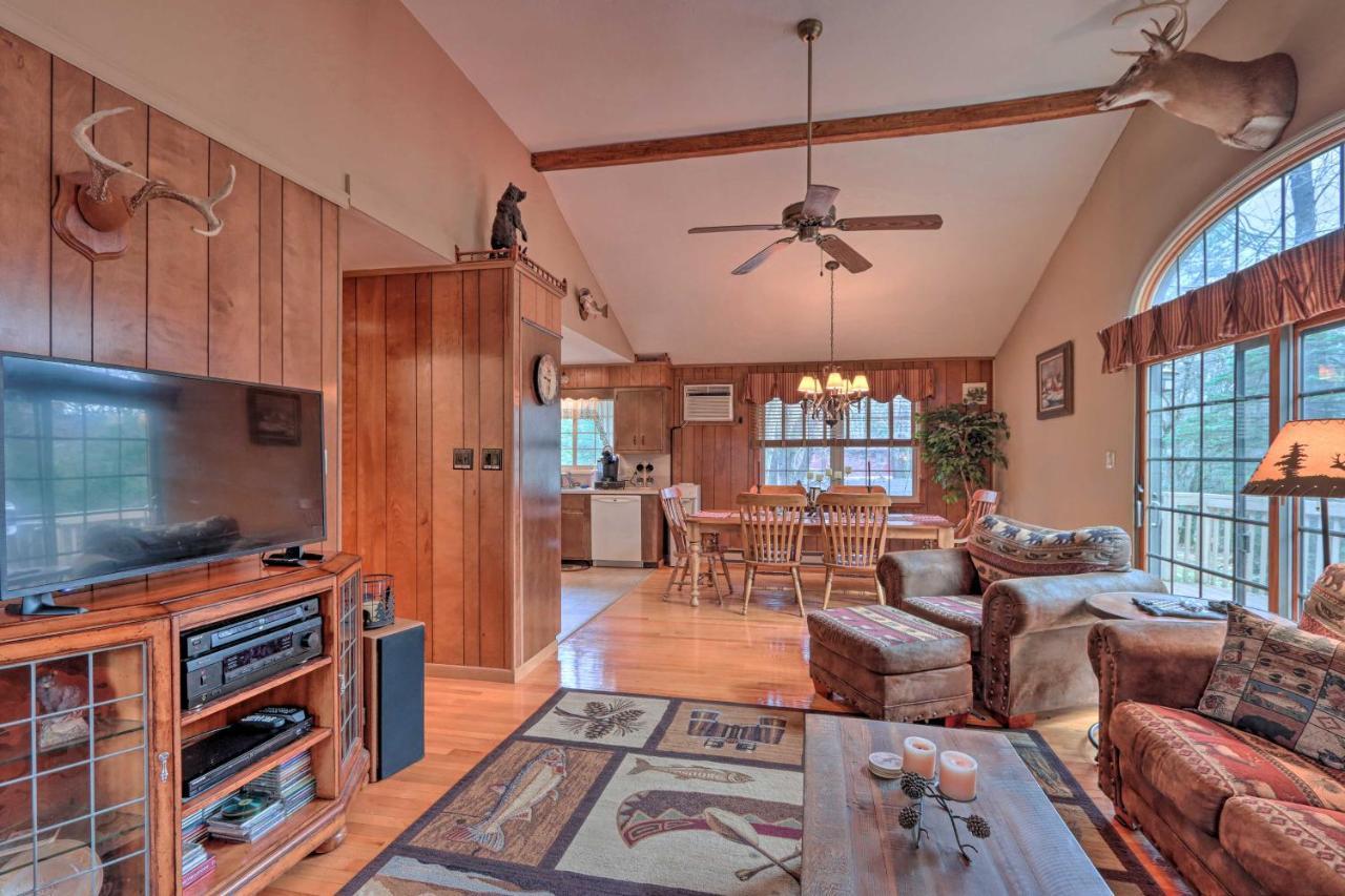 Poconos Home With Game Room Walk To Lake Harmony! Exterior photo