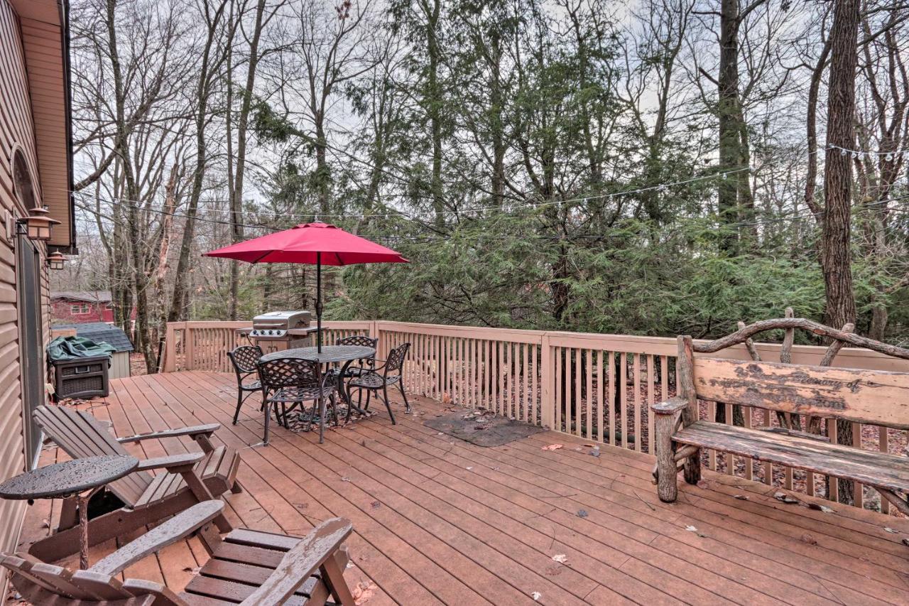 Poconos Home With Game Room Walk To Lake Harmony! Exterior photo
