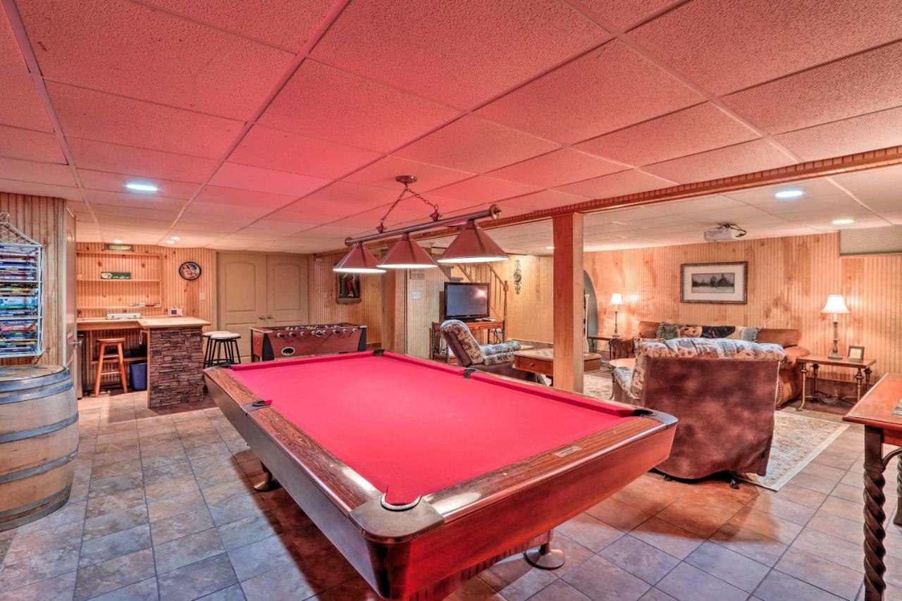Poconos Home With Game Room Walk To Lake Harmony! Exterior photo