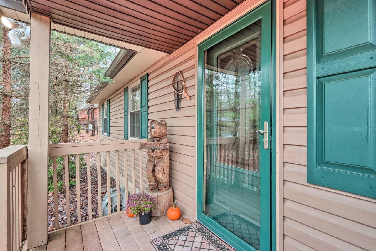 Poconos Home With Game Room Walk To Lake Harmony! Exterior photo